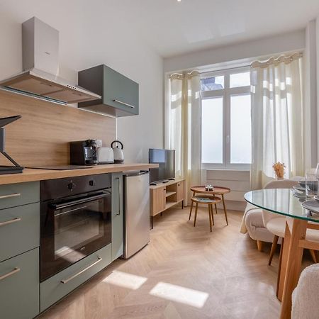 Апартаменты La Perle Citadine En Hyper Centre Ла-Рошель Экстерьер фото